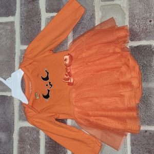 Halloween dress. Never worn. Brand: Childrens place.  Size 3-6 months